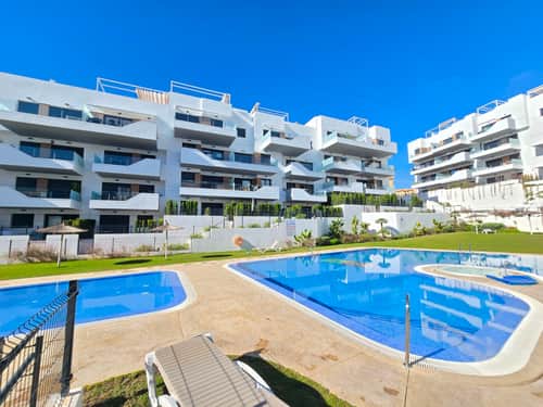 Gelijkvloers appartement met terras en zwembad in Villamartín — foto 4
