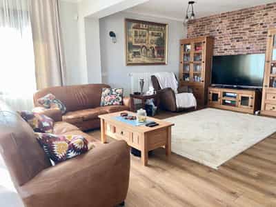 Property R4128943
