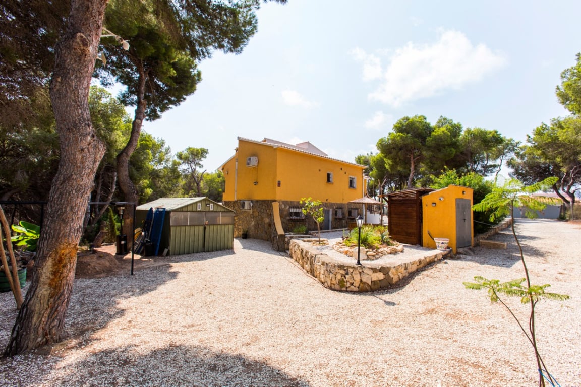 Interesante villa en gran parcela en venta en Benissa costa - 54