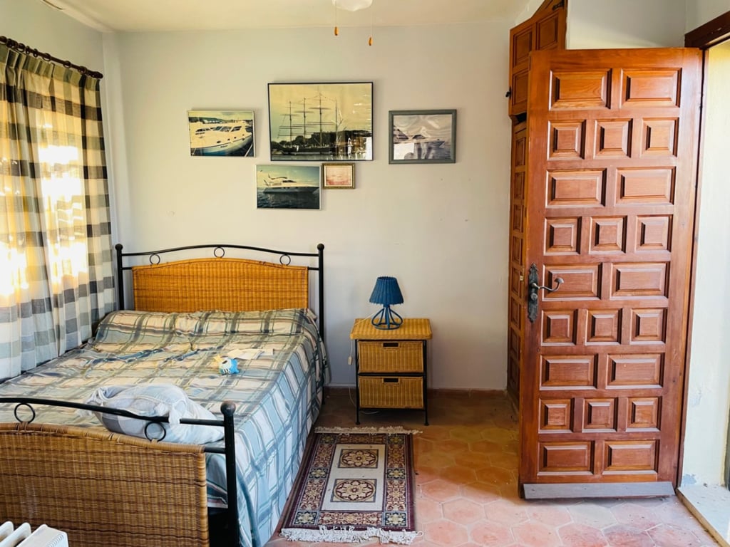 Denia. Chalet en buena área para reformar en venta - 33