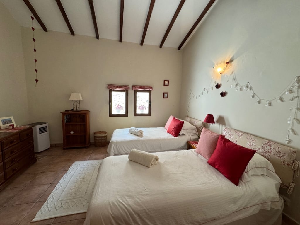 Casa rural en Tormos en buen estado - 24