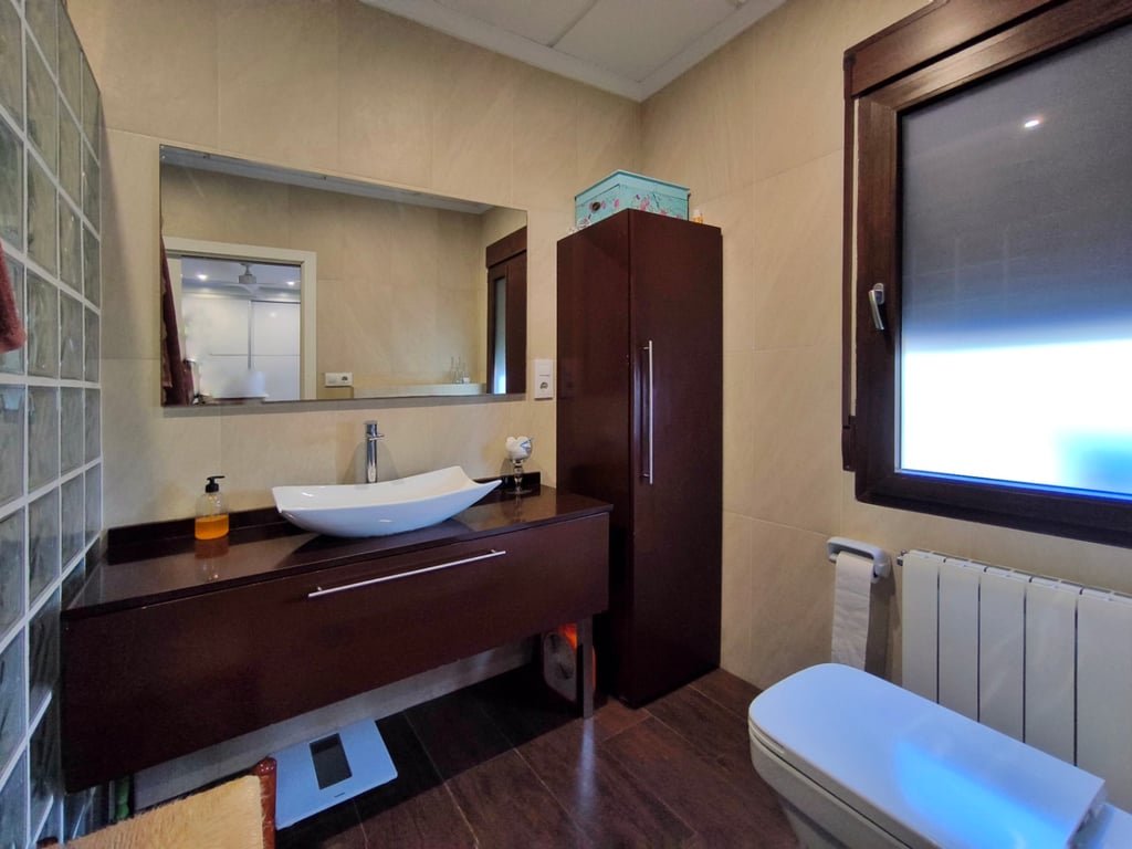 Chalet con dos apartamentos de invitados en el Montgó - 11