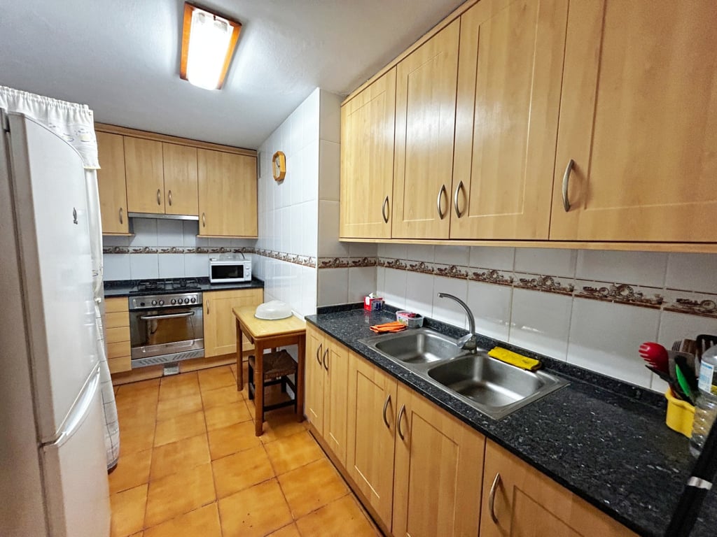 Piso económico en Benissa pueblo, amplio, luminoso y a 5 minutos del centro - 8