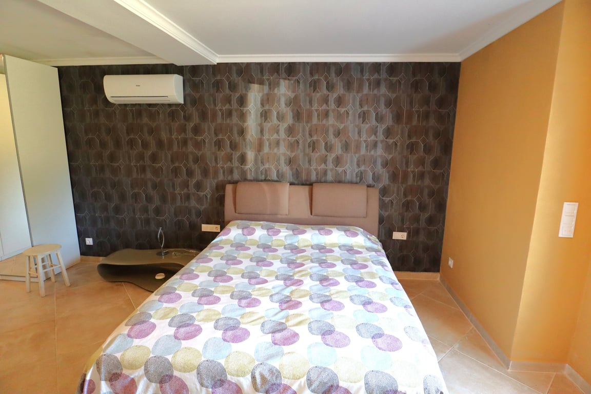 6-bed Villa in Pedreguer photo 18