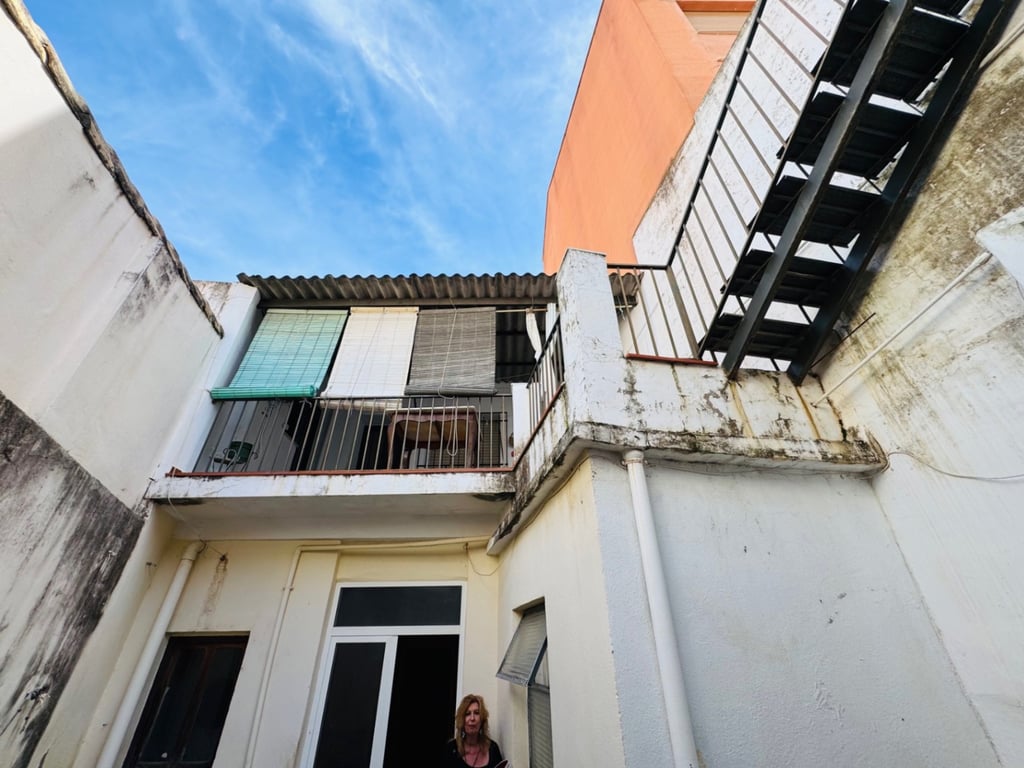 Casa de dos plantas en el centro de Orba (Alicante) - 36