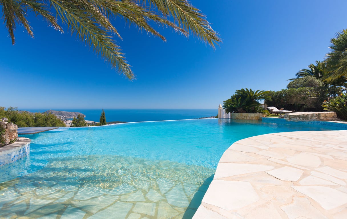 4-bed Villa in Teulada photo 4