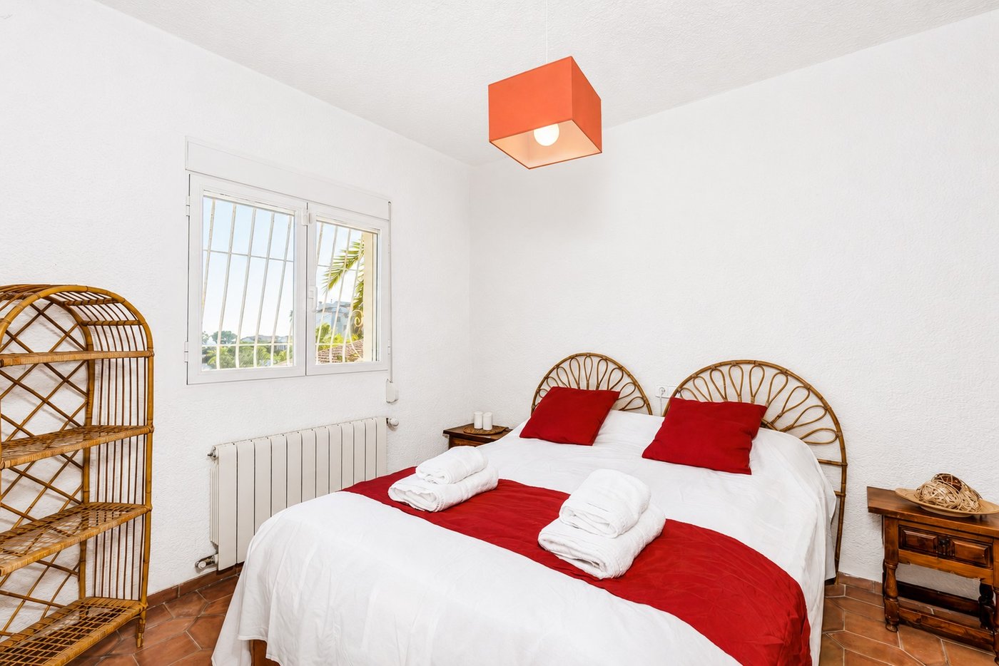 Villa with Panoramic Sea Views, Sun‑Drenched Terraces — Peaceful Jávea Location