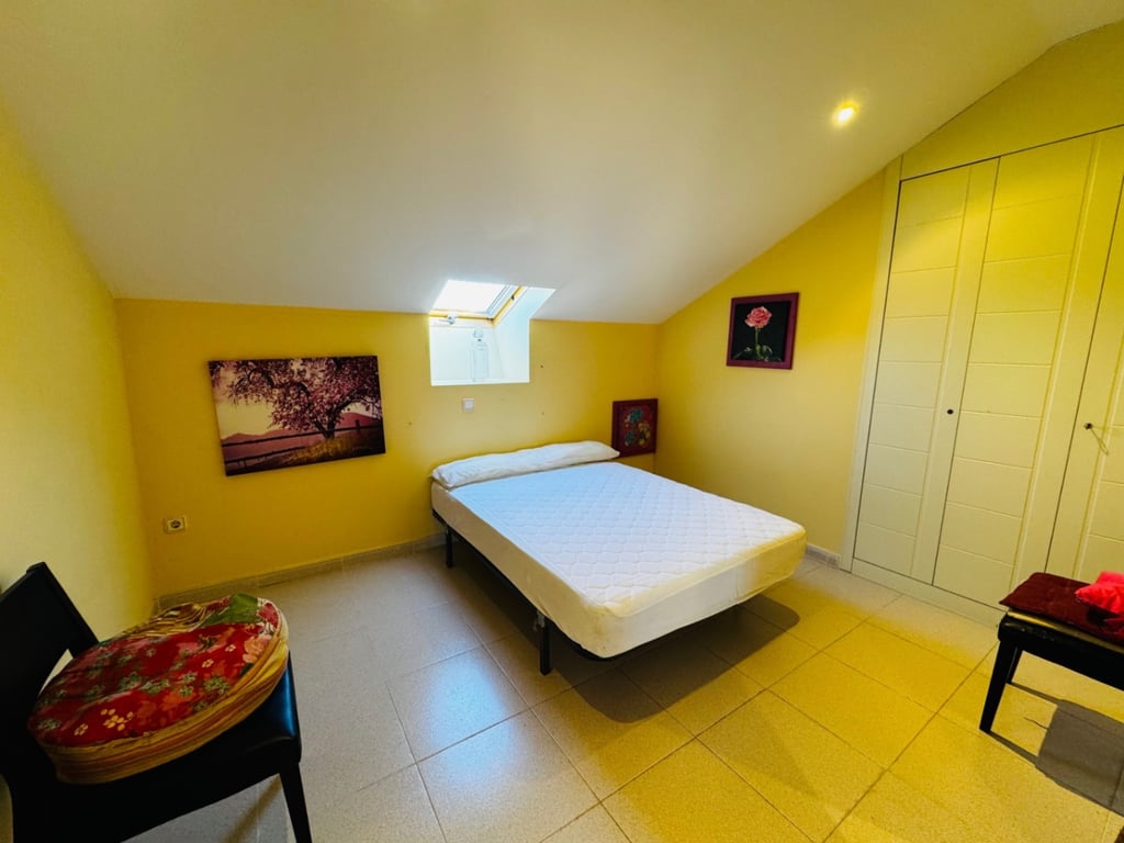 Ático  dúplex de 4 habitaciones en Marinas Km1-Zona Club de Tenis - 25