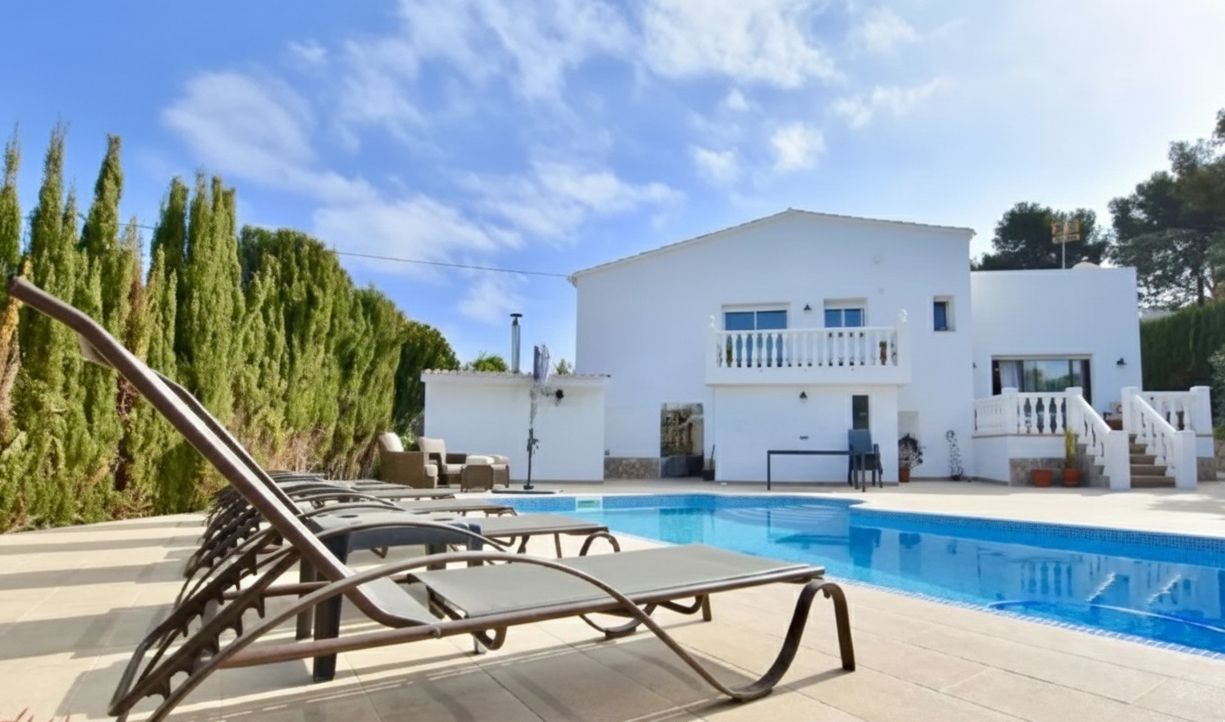 VILLA PRESTIGIOSA A JAVEA: VISTES AL MAR, APARTAMENT PRIVAT, ENERGIA SOLAR I SPA DE LLUXE - 12