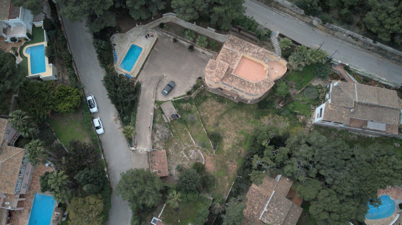 Villa cerca de la playa con vistas al mar en Jávea - 34