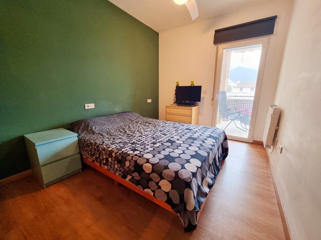 Apartament lluminós amb 3 Dormitoris i terrassa sud a Jalon - 3