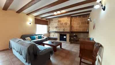 Property R4386436