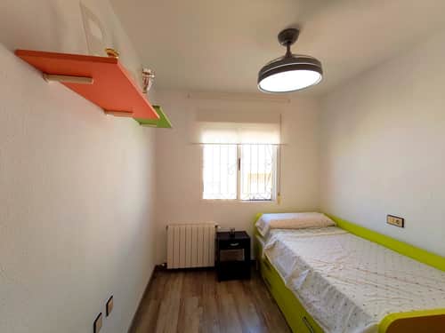 Rijwoning met 6 slaapkamers in Los Altos — foto 21