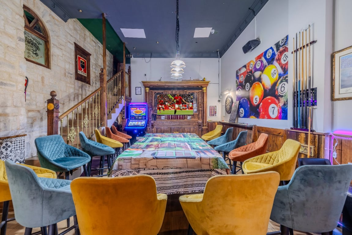 Traspaso de Pub con perfecta ubicación el Arenal de Jávea - 30