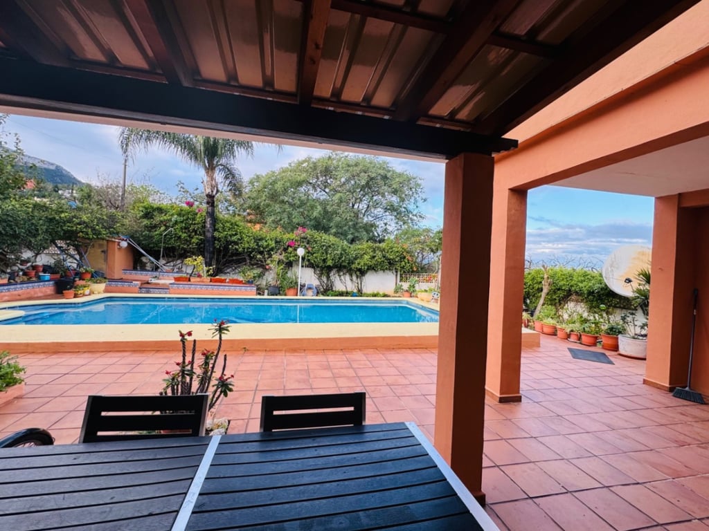 Dénia. Chalet amplio con vistas al mar en venta - 27