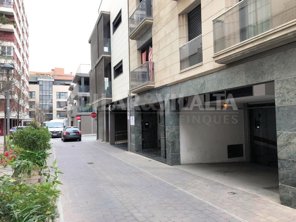 Plaza de aparcamiento para moto - 3