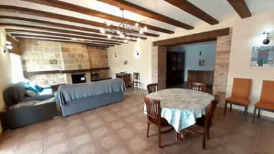 Property R4386436