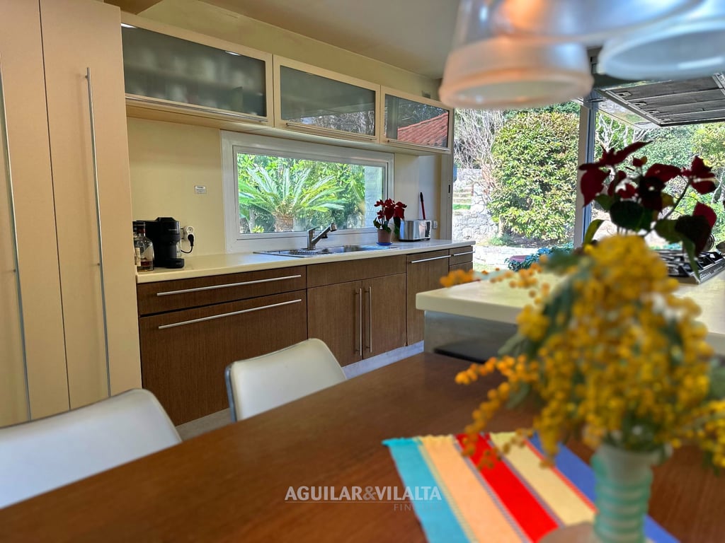 Exclusive villa in Can Teixidó with sea views - 76