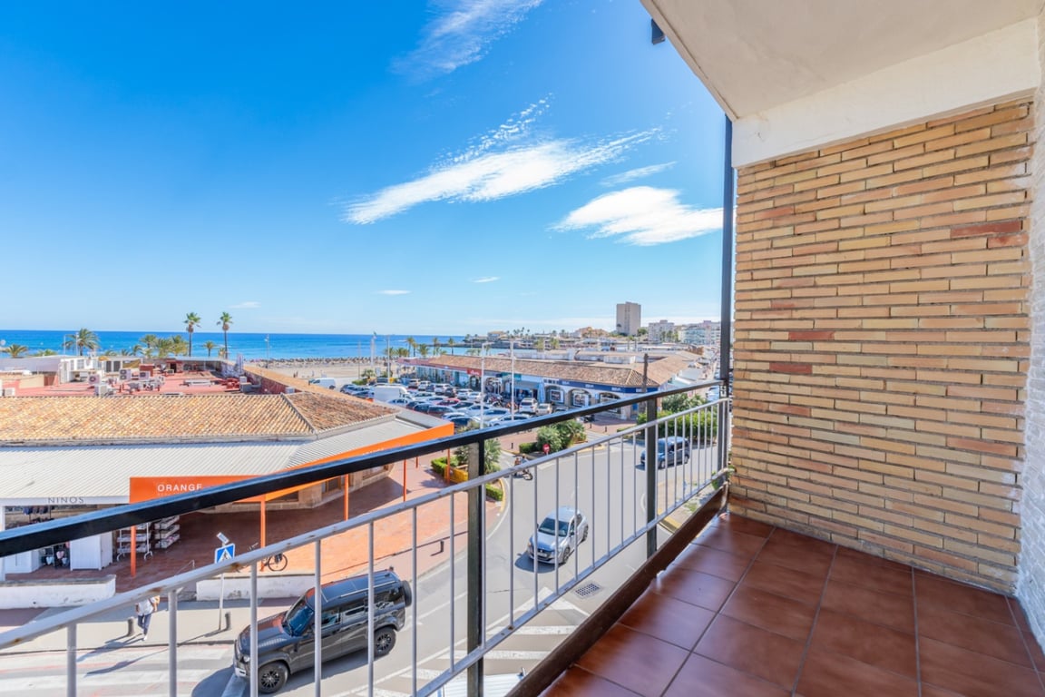 Apartamento en Primera línea de la playa del Arenal de Jávea - 9