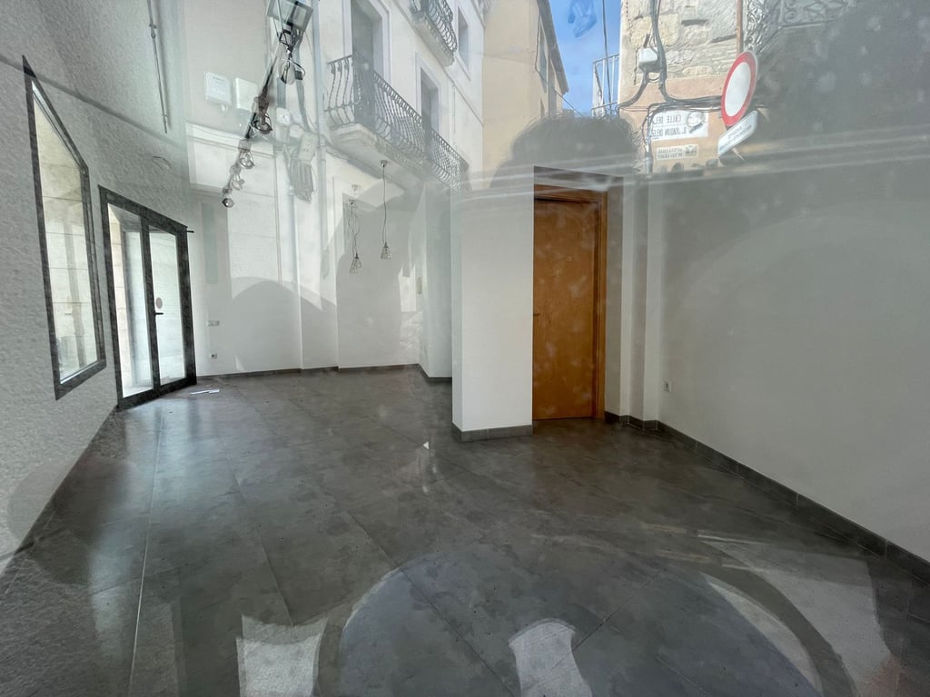 Reformado en Carrer Forn - 12