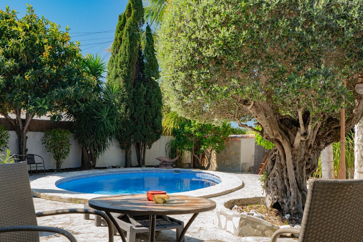Charming rustic villa with guest house and pool in Jávea