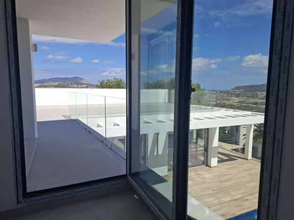 Property #TRA5463
