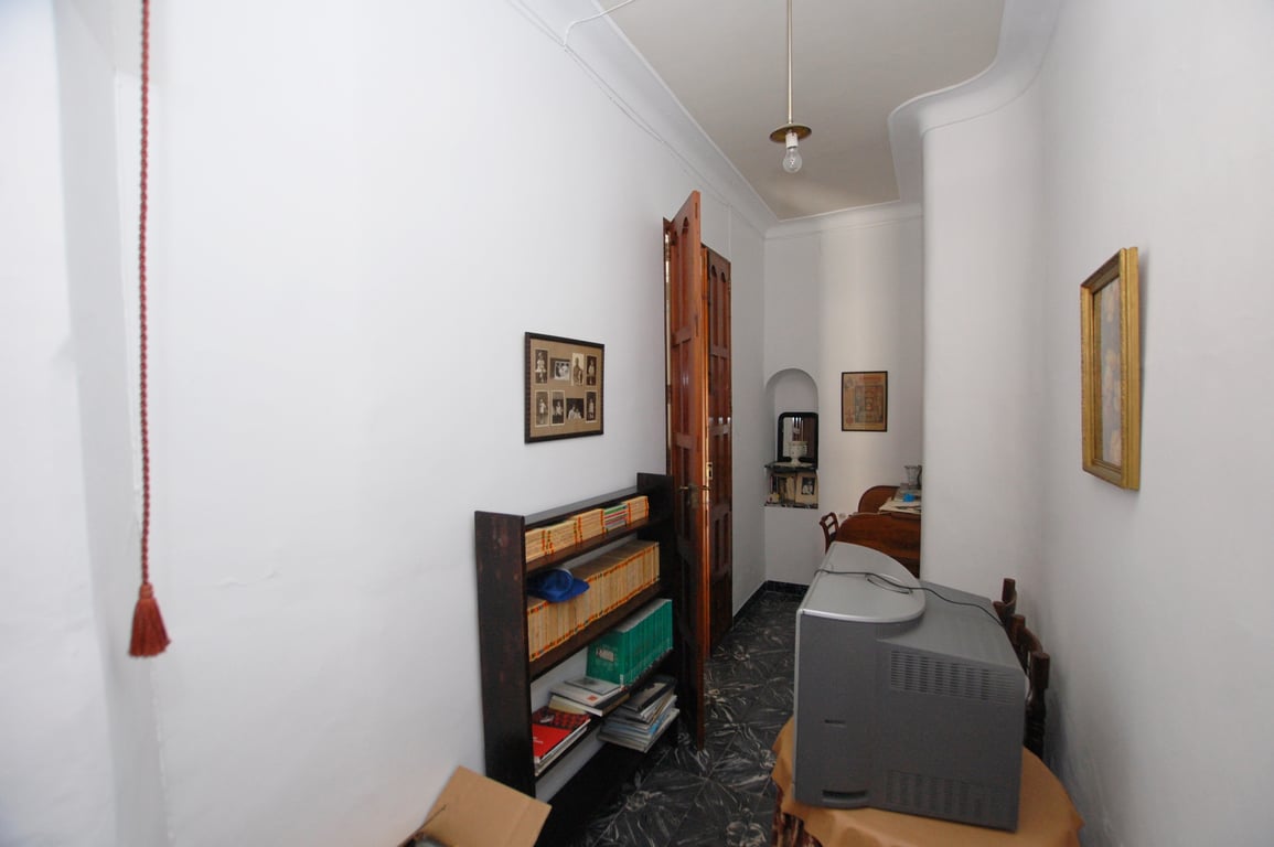 Casa de poble d'estil senyorial a Pego - 6