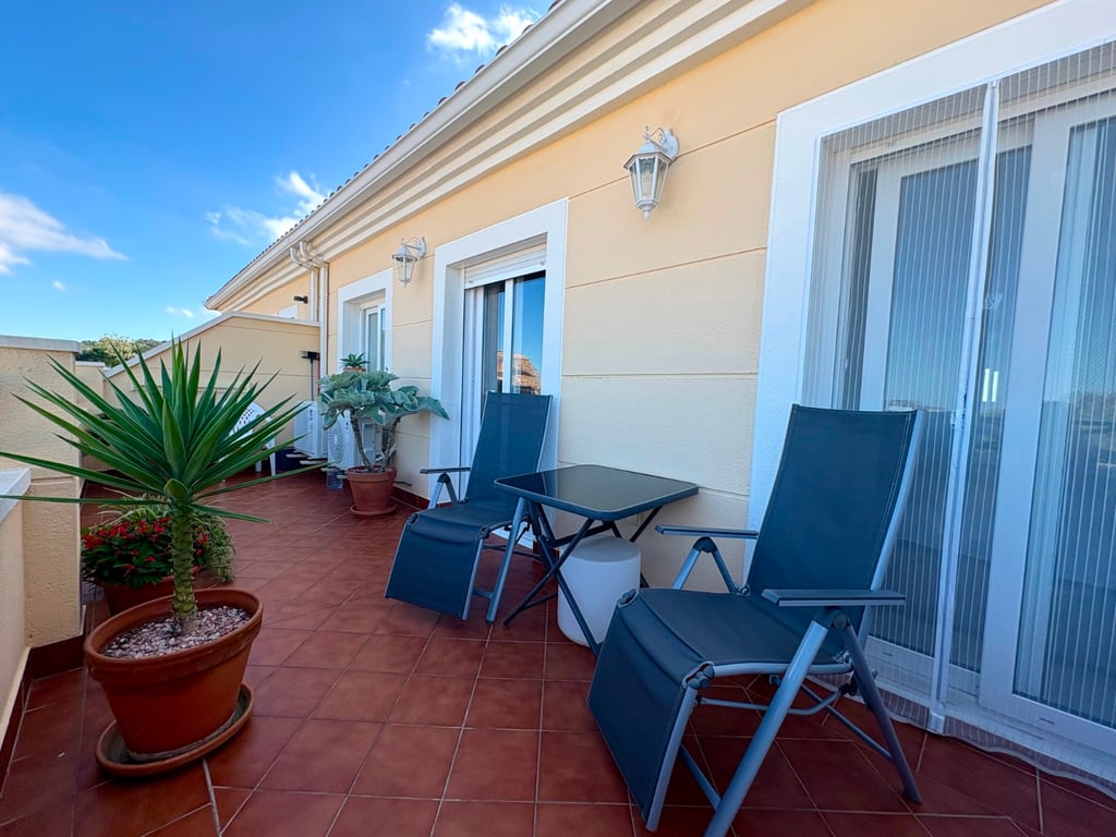 Property #RH20418 - 9