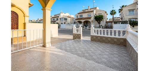 Rijwoning met 2 slaapkamers in Orihuela Costa — foto 18