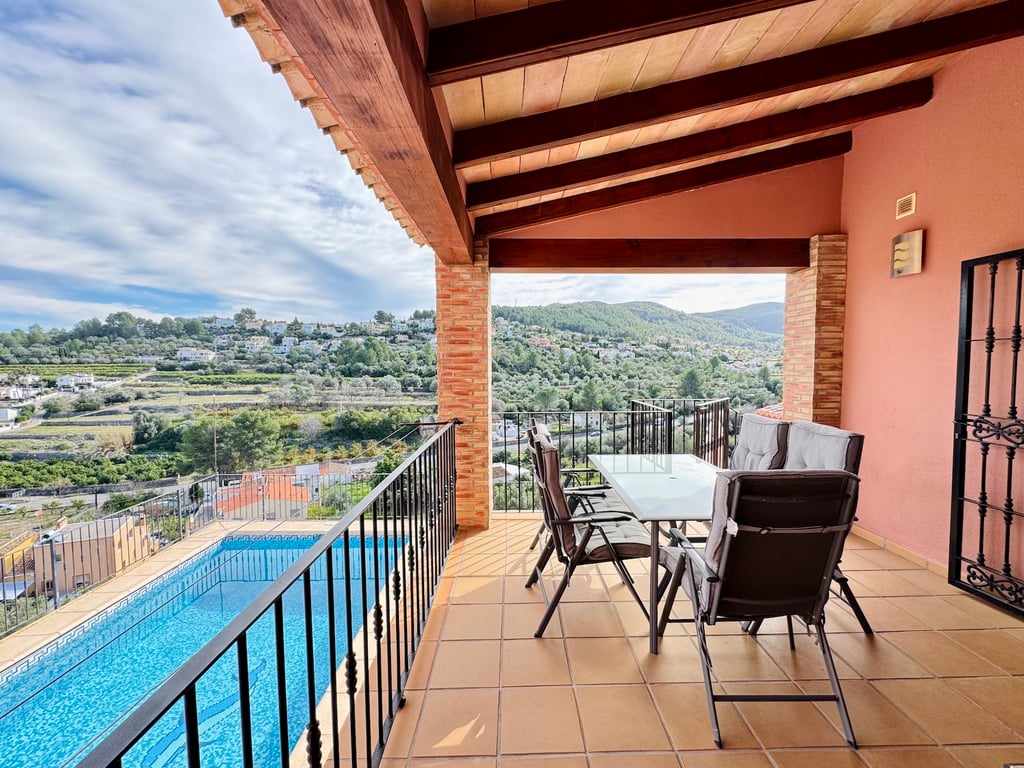 LS-333457 - Villa en Orba