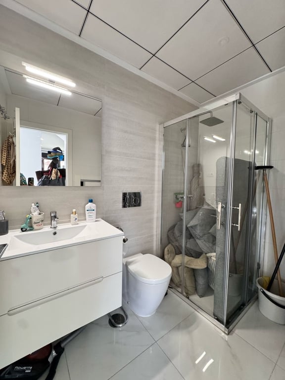 Property #RH20377 - 9