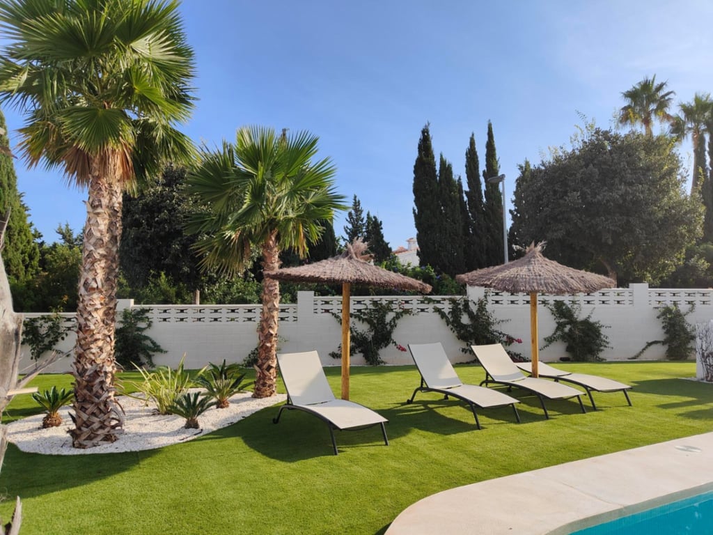 Apartamento planta baja con piscina en Denia - 27