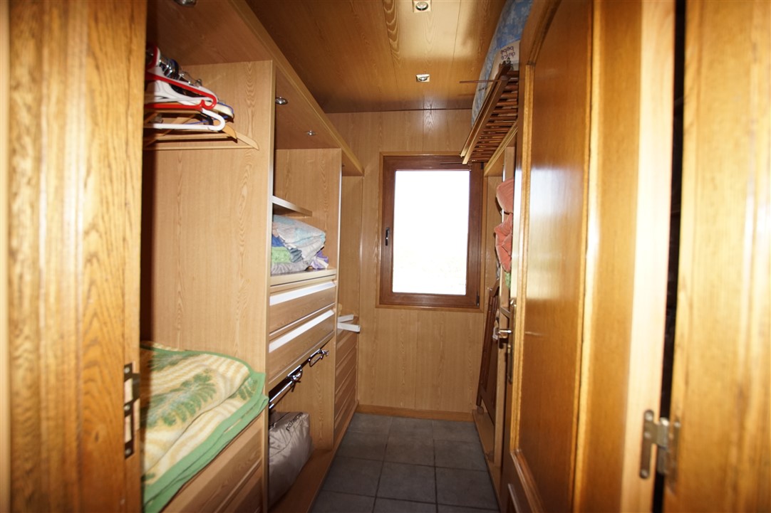 Property #RH20905 - 15