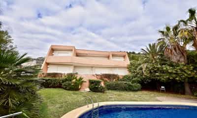 Property R4128916