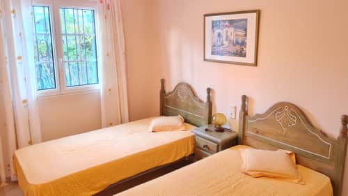 Bungalow met 2 slaapkamers in Villamartín — foto 9