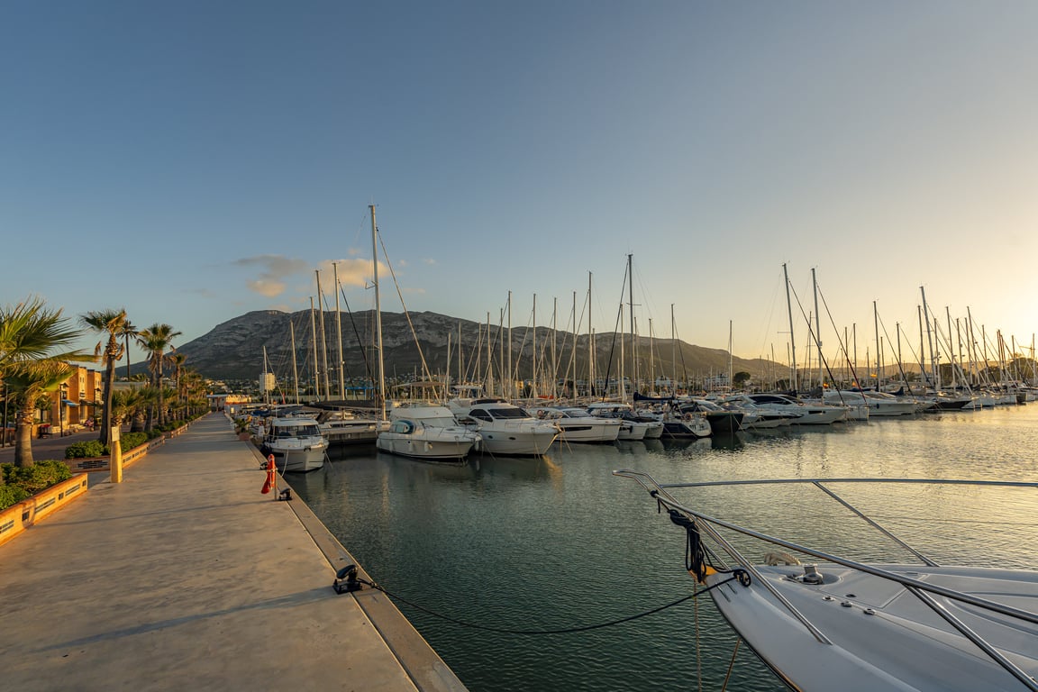 Venta. Apartamento en Denia