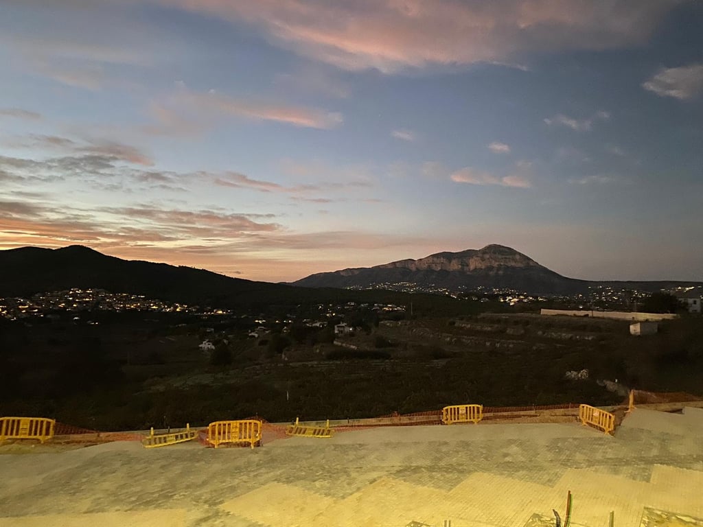 Se vende solar urbano en el pueblo de benitachell - 4