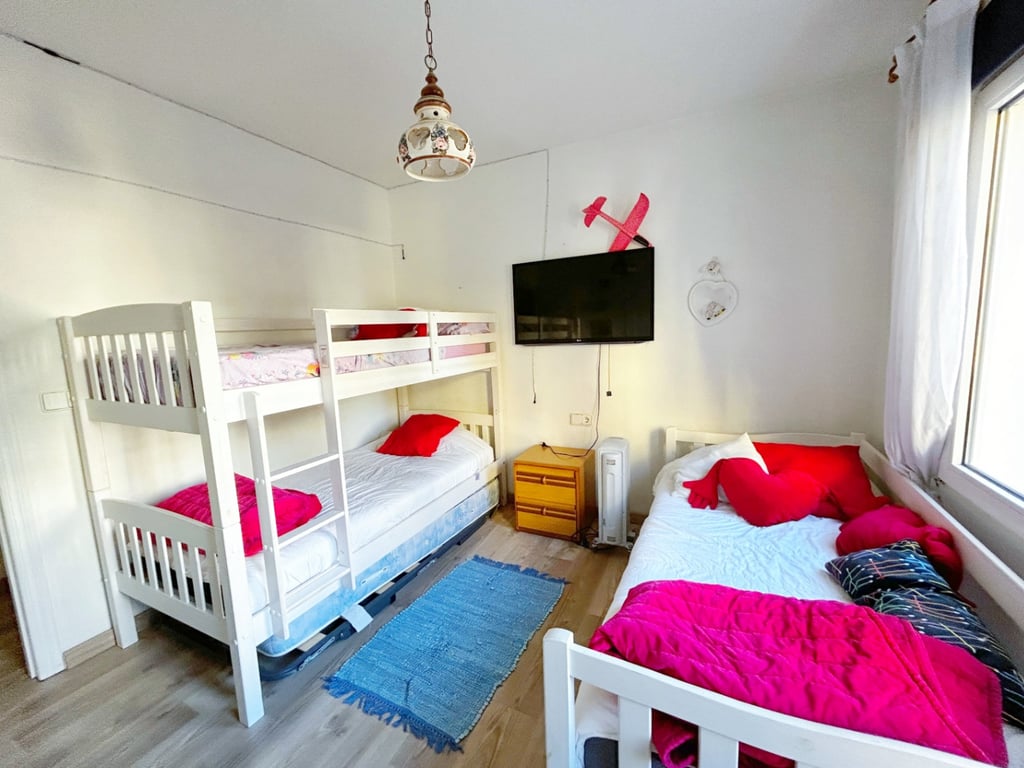 pis de centre amb llicència turística a la Plaça de l'Església de Moraira, al costat del port i la platja - 6