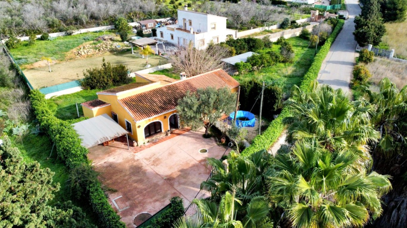 Villa rustica reformada en Jávea cerca de la playa del arenal - 3
