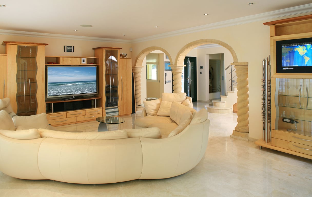 4-bed Villa in Moraira photo 12