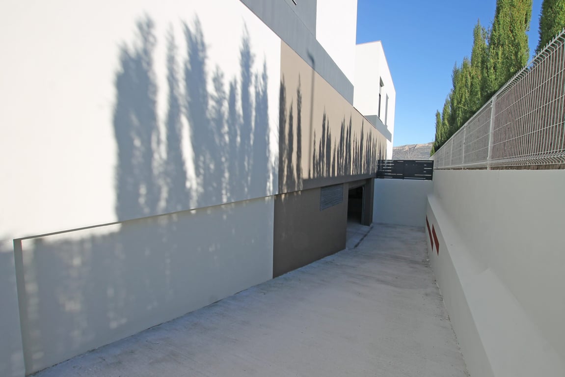 Property #RH20776 - 15