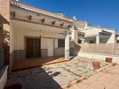 Rijwoning met 3 slaapkamers in San Miguel de Salinas — foto 5