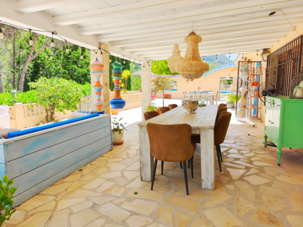 Finca a Castell de Castells en venda amb 5 habitacions, piscina i ampli terreny. - 3