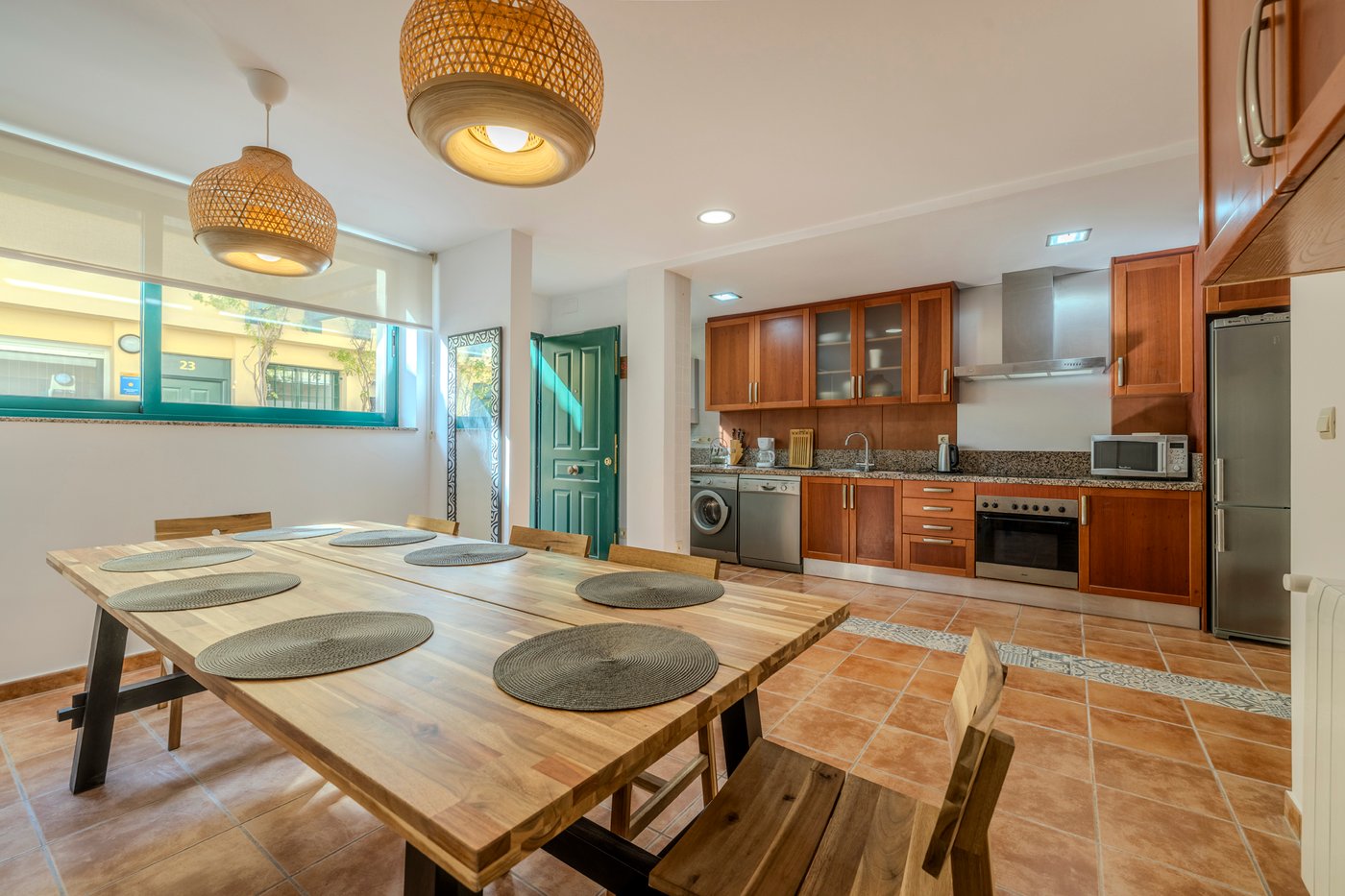 Elegant 4‑Bedroom Duplex in Golden Park, Jávea — 201 m², Terrace & Community Pool