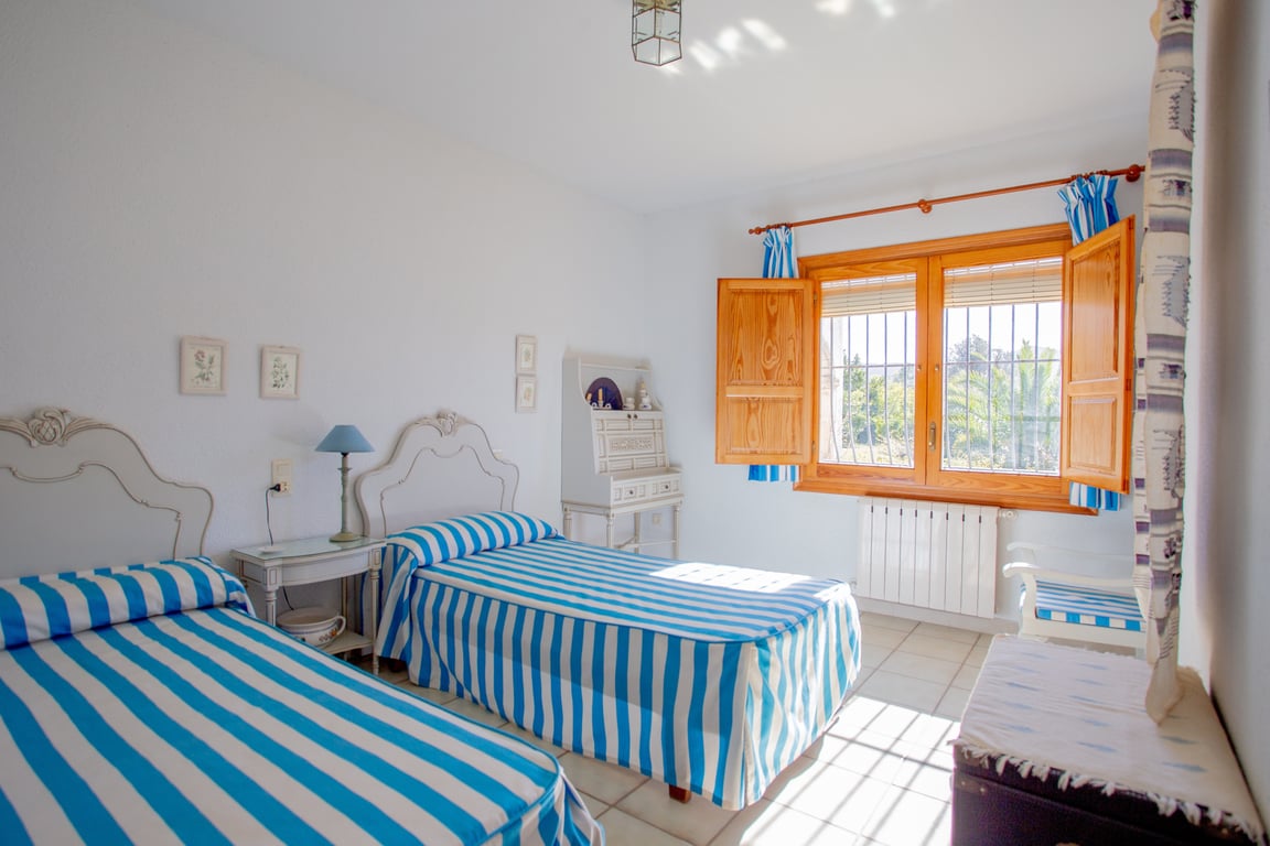 4-bed Villa in Jávea photo 16