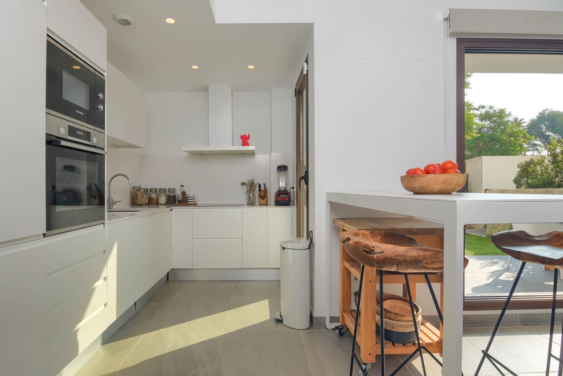 Property #RH20994 - 13