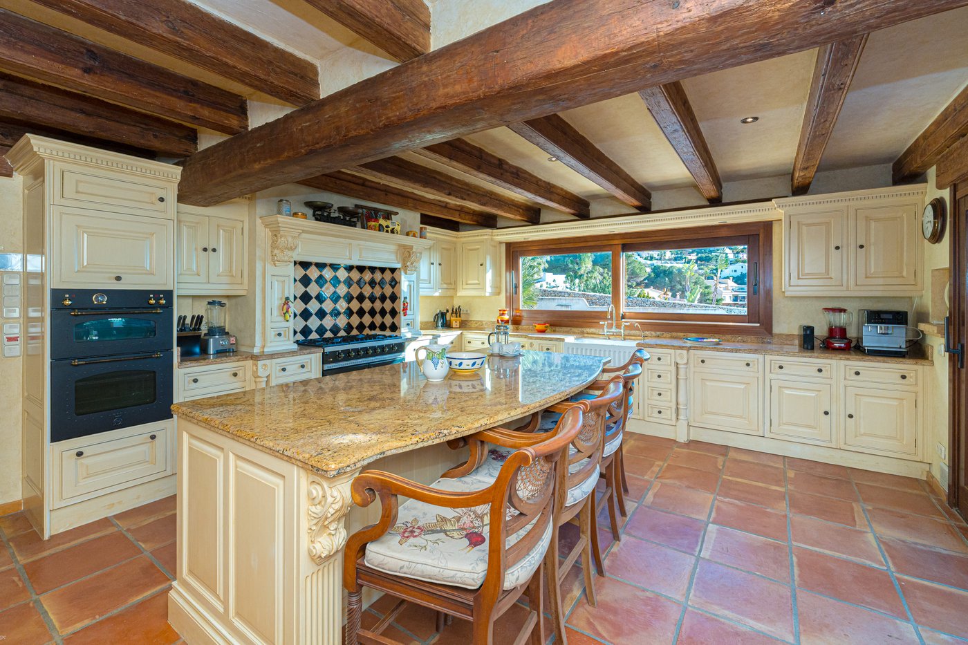 South-facing Mediterranean Villa in El Portet, Moraira