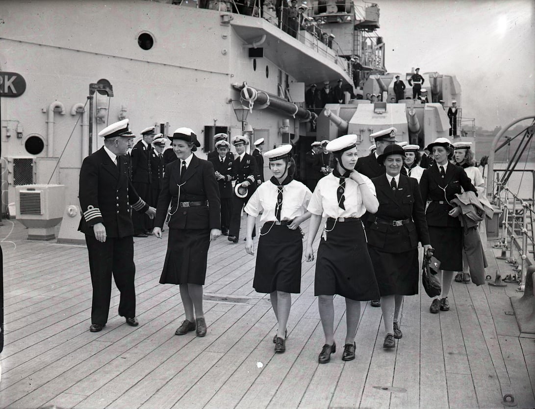 The Queen and Princess Margaret, Sea Rangers, aboard HMS Duke of York in July 1946 (Mirrorpix)