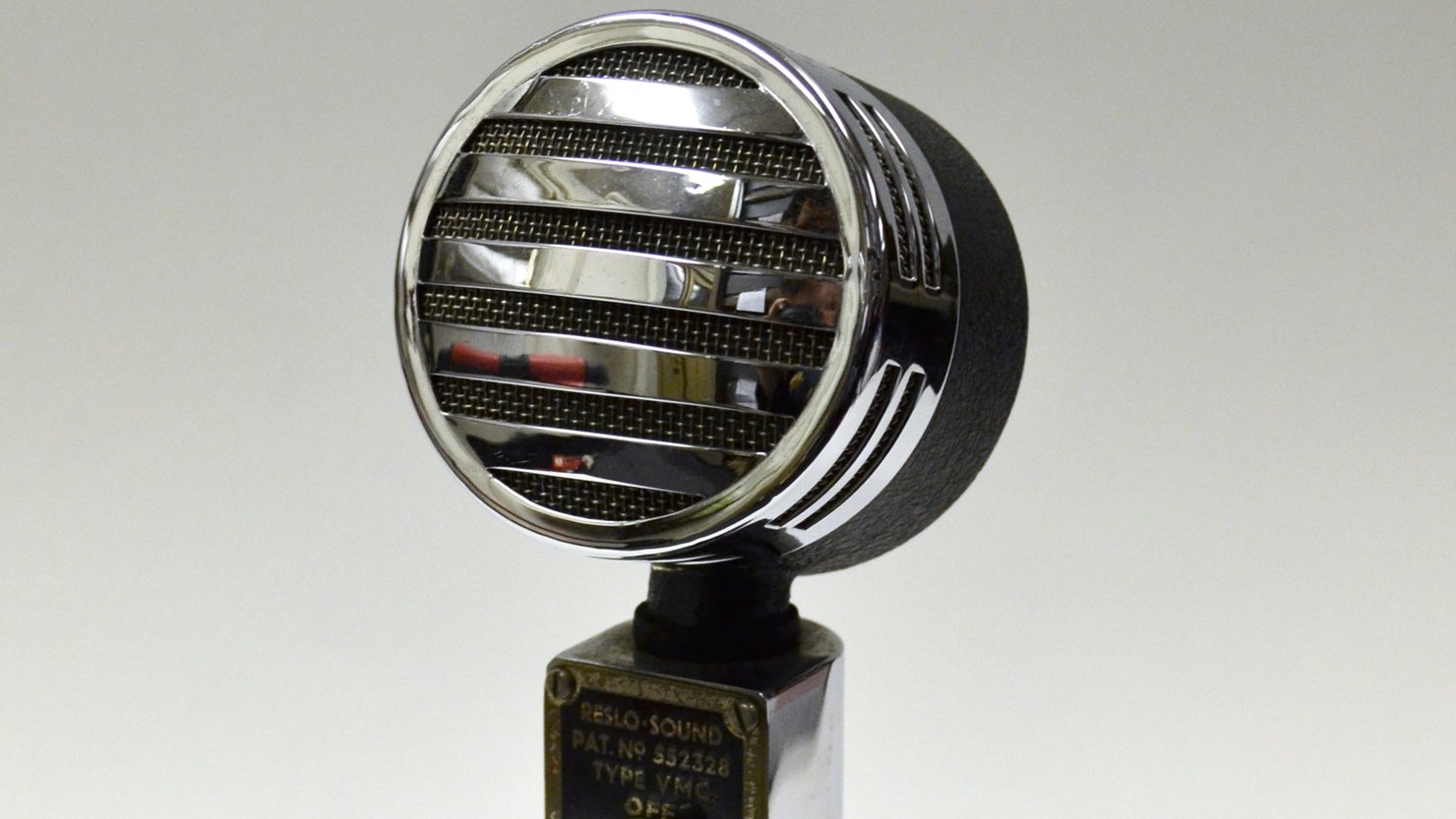 Blitz 80: King George VI microphone