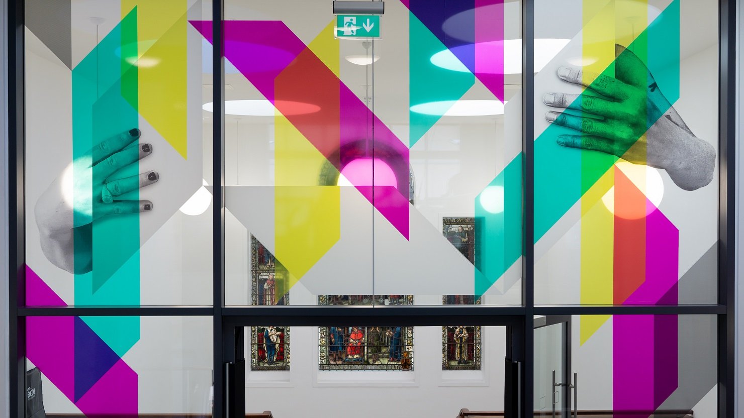 Elliptical Reading window vinyl by Abigail Reynolds at The Box